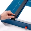 Kép 4/4 - DAHLE Papírvágó 567, A4, 35 lap 70gr) - (Commercial-quality guillotine with manual D-bar clamp) Dahle