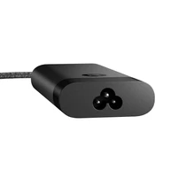 Egy töltő, két eszköz<br>Laptopja nagy tápellátási igényét fejlett töltési megoldással fedezheti, amely 100 W-os USB-C-tápellátást és egy kiegészítő 10 W-os USB-A-portot tartalmaz, amellyel egyszerre tölthet telefont, táblagépet vagy bármi mást, ami